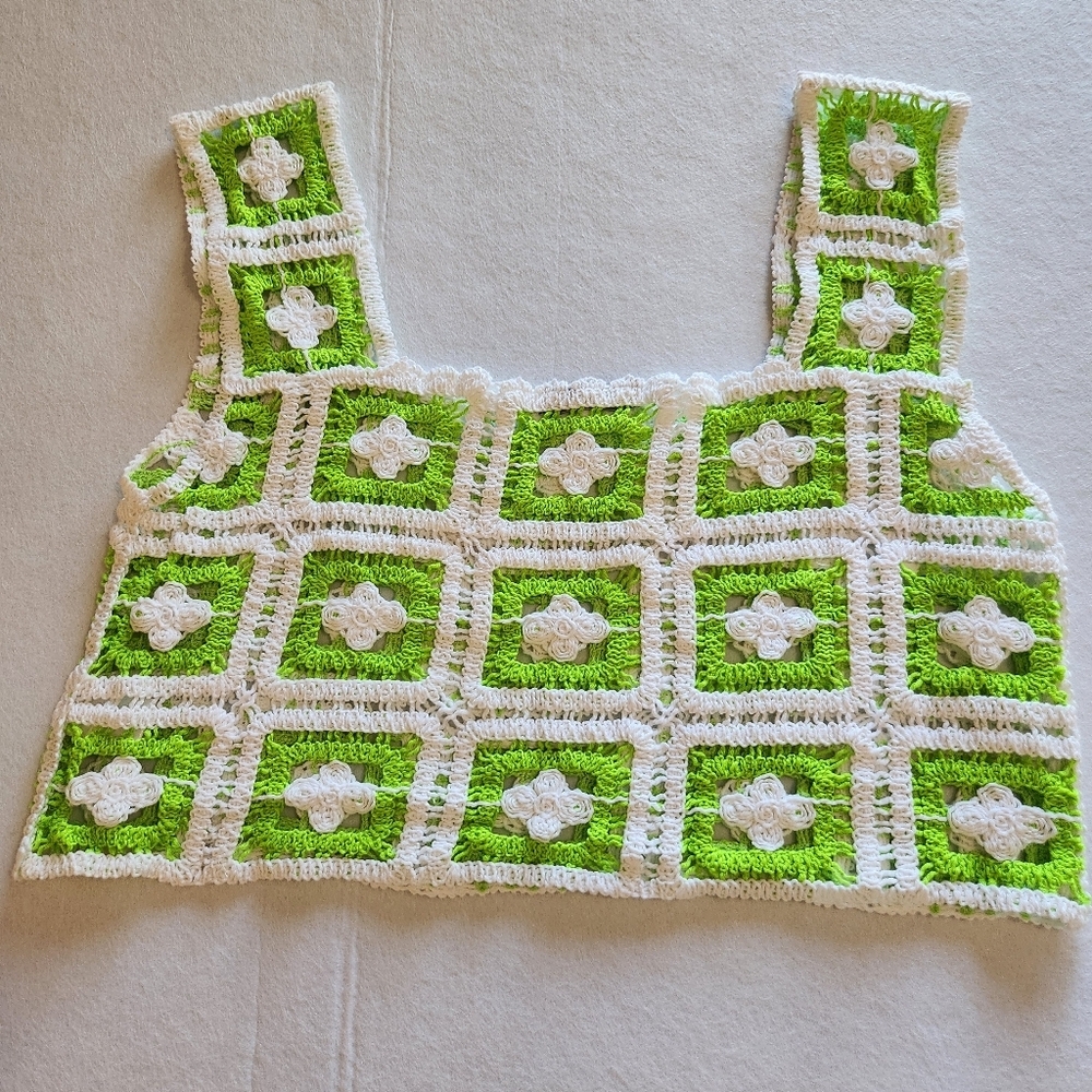 JULIA Hipster Granny Square Crochet Tank Top in Neon Green & White Size Medium - Picture 8 of 9